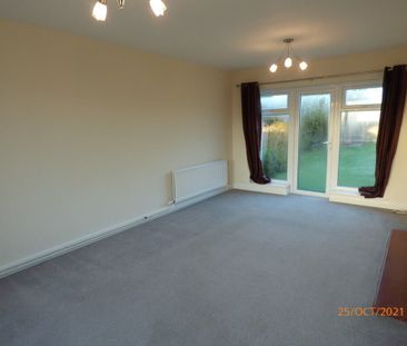 Belmont Gardens, Lowestoft - Photo 5