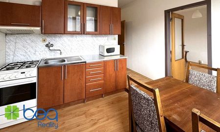 NA PRENÁJOM: 2-izbový čiastočne zrenovovaný byt, 54 m2, ul. J. Francisciho, Levoča - Fotografia 5