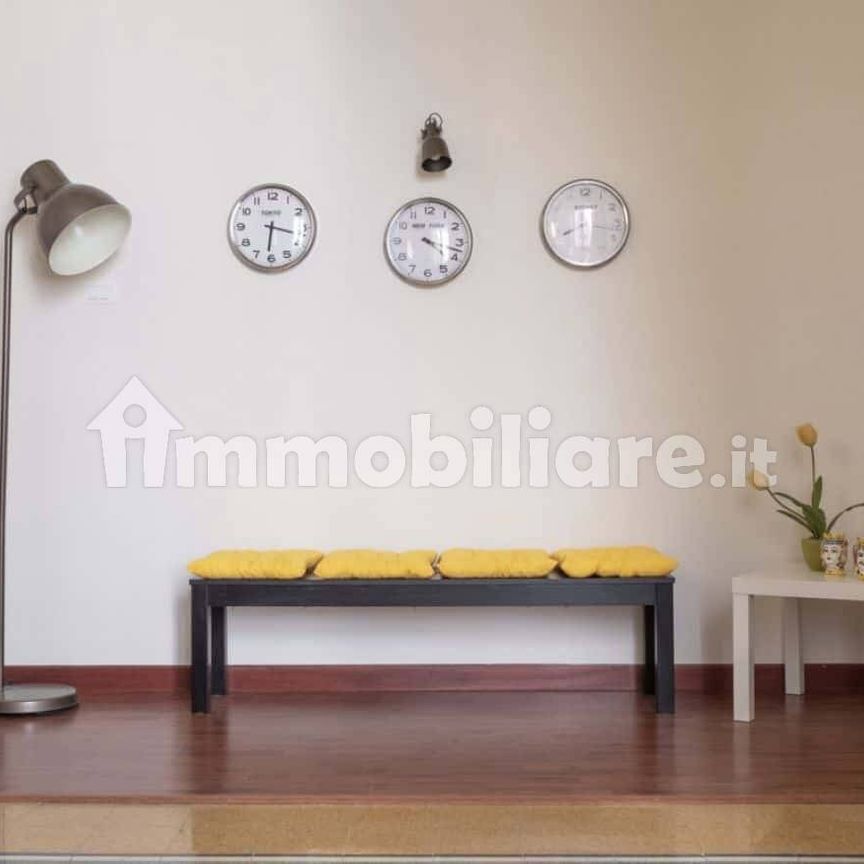 Quadrilocale via Giuseppe Garibaldi, Kalsa, Palermo - Foto 1