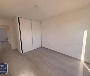 Location Appartement 3 pièces 60m² ISTRES 13800 - Photo 2