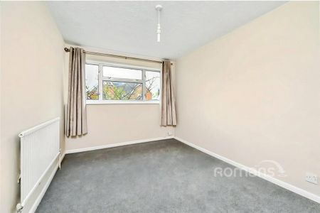 3 bedroom terraced house to rent - Photo 4