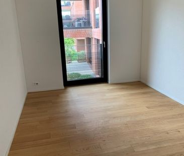 Appartement mansardé moderne à louer à Wädenswil - Photo 2