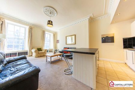 3 bedroom flat to rent - Photo 3