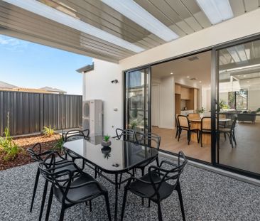 Modern Living, Prime Location – Brand New Executive 3 Bedroom Home! - Photo 3