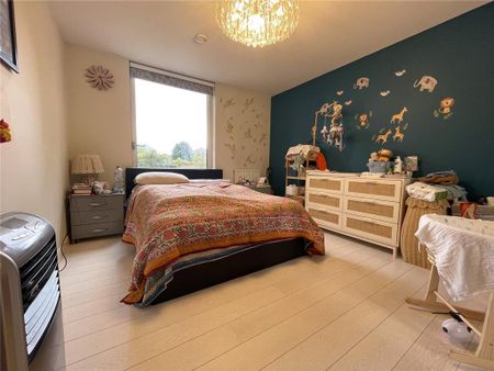 3 bedroom apartment to rent - Photo 3