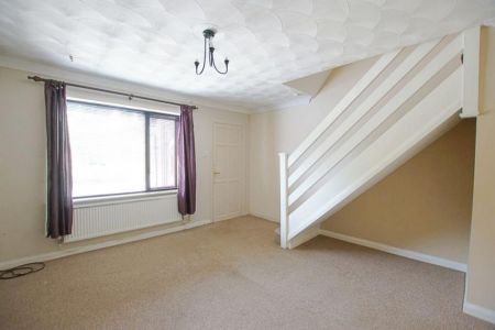 Littleton Close - Warrington - WA5 - Photo 3