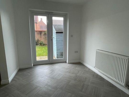 3 bedroom end of terrace house to rent - Photo 1