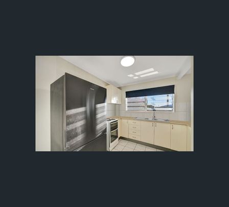 5 Eckhoff St, Heatley, Qld 4814 - Photo 1