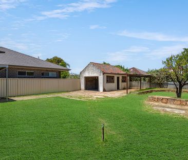 7 Chenoweth Avenue - Photo 1