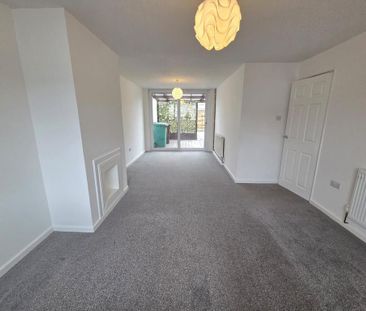 2 bedroom end of terrace house to rent - Photo 5