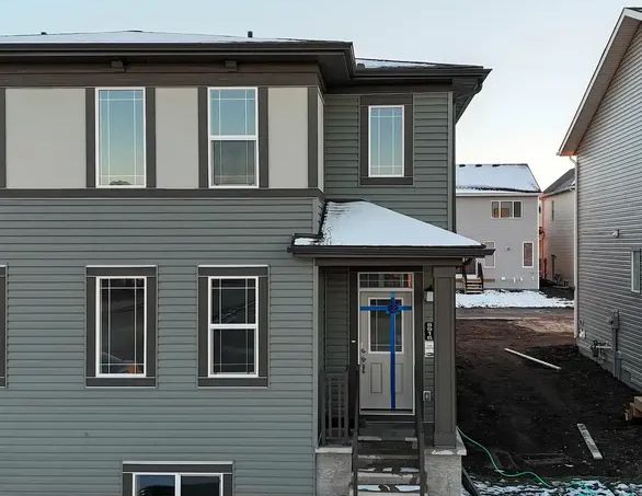 4 Bedroom House for renters | Calgary - Photo 1