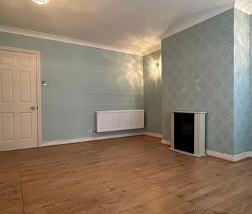 5 Hillside View, Newtownabbey, BT36 6DE - Photo 2