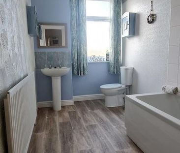 2 bedroom terraced house to rent - Photo 5