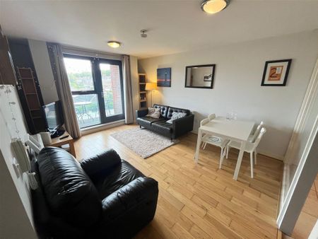 Hyde Square, South Circular Road, Dublin 8 - Photo 2