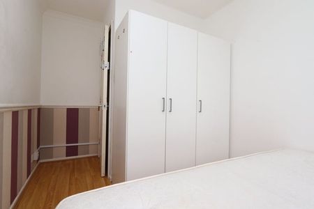 Room in a Shared Flat, Dethick Court, E3 - Photo 3
