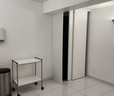 LOCAL PLUS PLACE DE PARKING en sous-sol - Photo 1