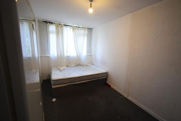 3 bedroom flat to rent - Photo 1