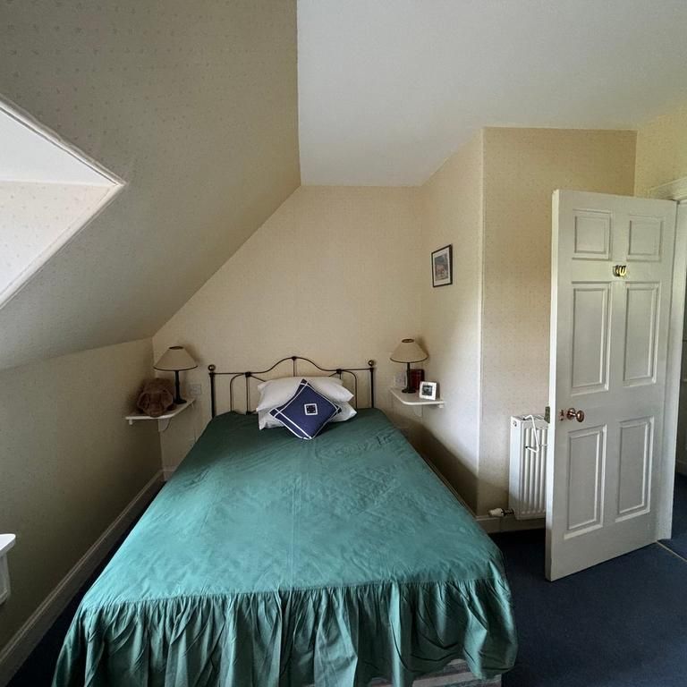 5 bedroom detached house to rent - Photo 1