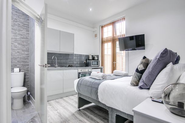 Room in a Shared House, Rotten Park Road, B16 - Photo 1