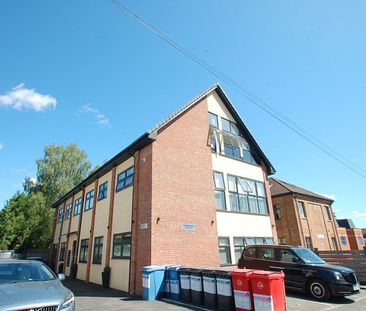 Churchfield House, Churchfield Road,SL9 - Photo 5