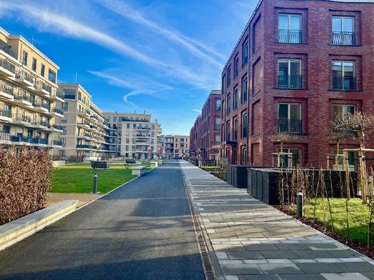 HAFENCITY DRESDEN - STADTVILLEN AM ELBBOGEN - Foto 1