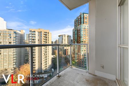 1050 Smithe Street, #1205 - Photo 2