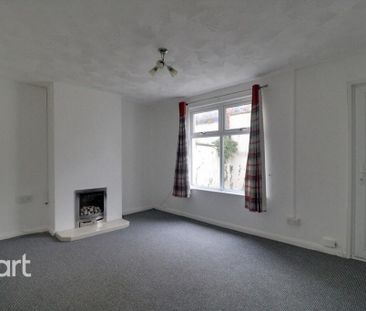 4 bedroom terraced house to rent - Photo 3