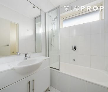 7/38 Shepparson Avenue, Carnegie, Vic 3163 - Photo 3