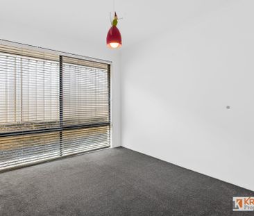 7 Tortorici Avenue, Sinagra WA 6065 - House For Rent - $820 | Domain - Photo 2