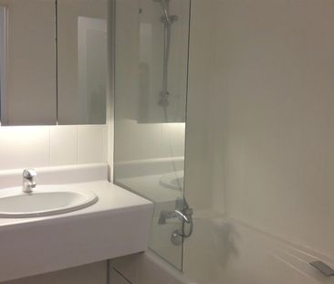 location Appartement T2 DE 58.7m² À PARIS - Photo 3