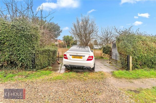 3 bedroom detached house to rent - Photo 1