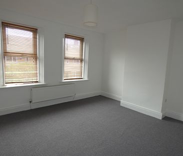 2 bed terraced house to rent in Oswin Road, Newcastle upon tyne, NE12 - Photo 6