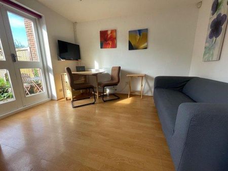 3 bedroom house share to rent - Photo 2