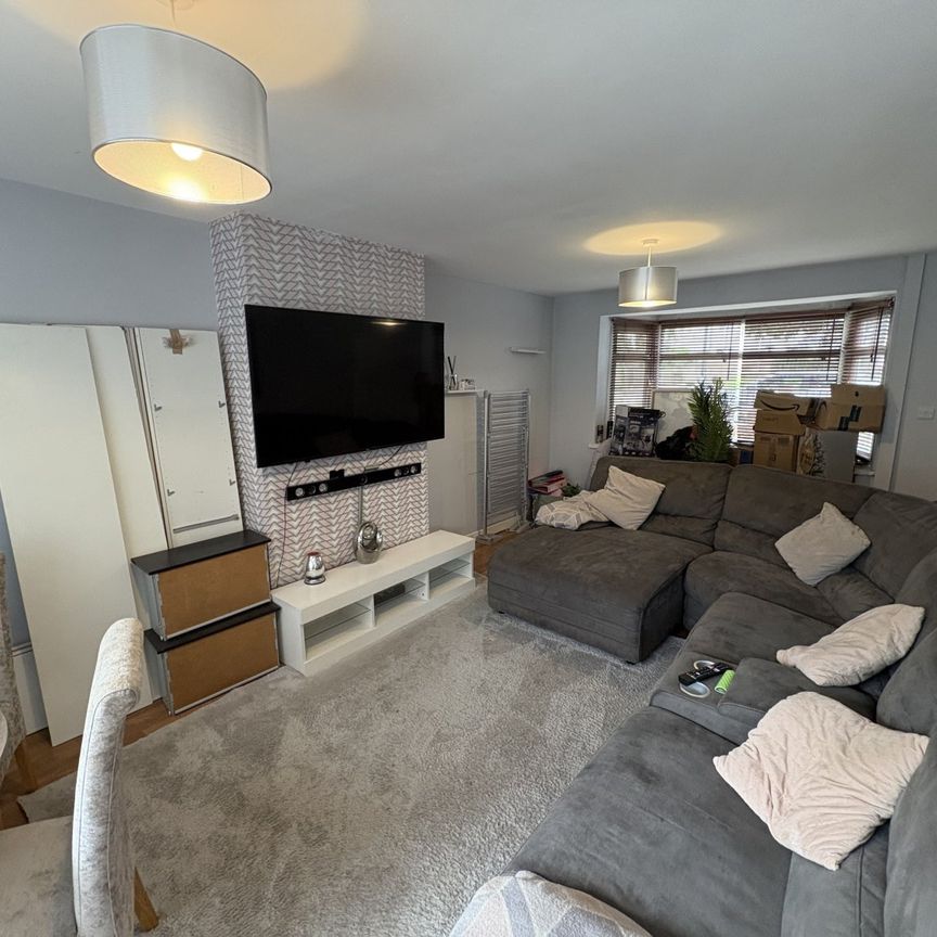 Clarewood Grove, Clifton, Nottingham - Photo 1