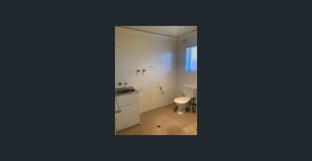 Upstairs two bedroom unit in great location! - Photo 5