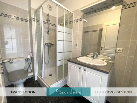 Location Appartement 2 pièces 43m² - Photo 4