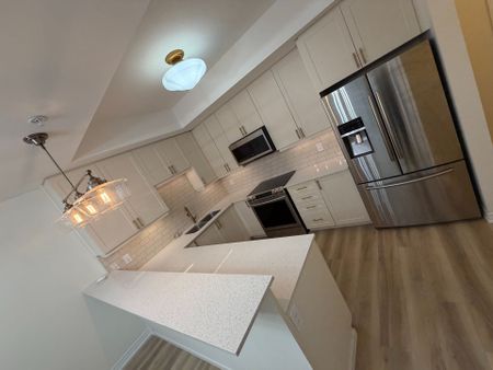 For Lease - 650 Gordon Street Unit# 102, Whitby, Ontario - Photo 2