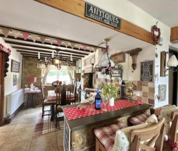 4 bedroom detached house to rent - Photo 4