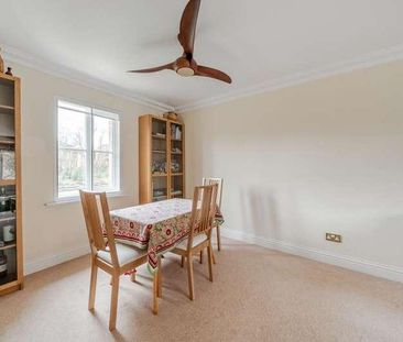 Catherine Drive, Richmond, TW9 - Photo 5