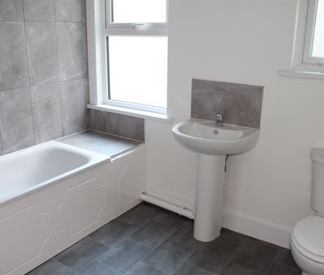 1 bedroom flat to let - Photo 5