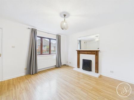 2 bedroom semi-detached house to rent - Photo 3