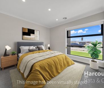 Spacious Family Home with Modern Comforts - Photo 2