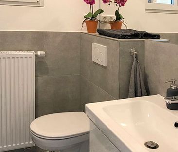 Modernes, möbliertes Apartment in zentraler Lage - Photo 2