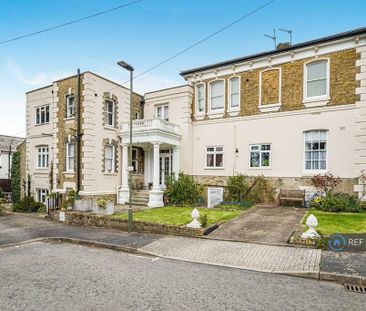 2 bedroom maisonette to rent - Photo 1