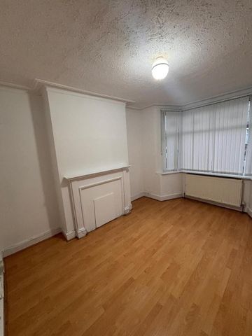 3 bedroom detached house to rent - Photo 4