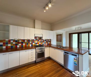 Spacious & Low-Maintenance 3-Bedroom Home - Photo 4