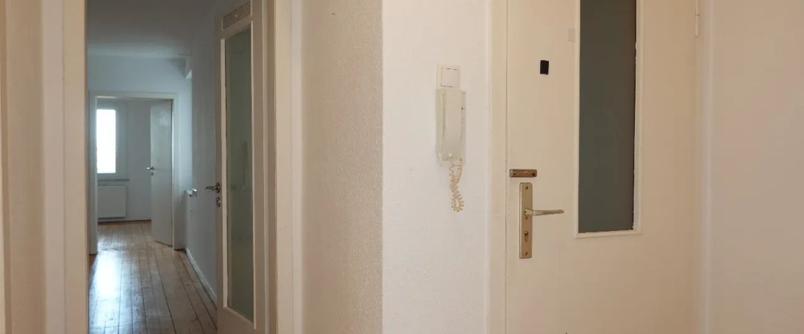 Neuvermietung nach Renovierung! Ca. 57 m² große 2-Zimmerwohnung mit Wohnküche, zentral in Hagen - Foto 1