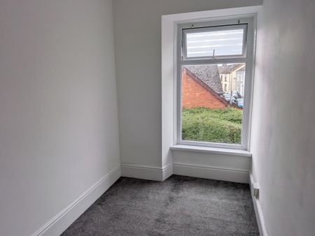 Erw Road, Llanelli, SA15 2TE - Photo 4