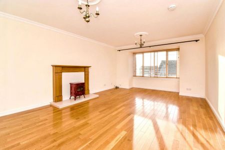 3 bedroom detached bungalow to rent - Photo 2