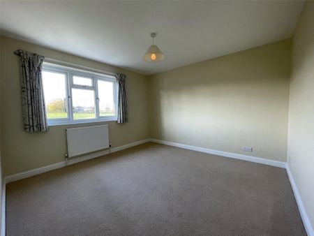 3 bedroom link detached house to rent - Photo 2